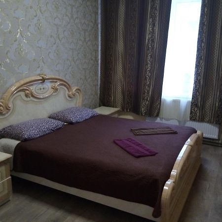 Hotel As 1 Uzjhorod Eksteriør bilde