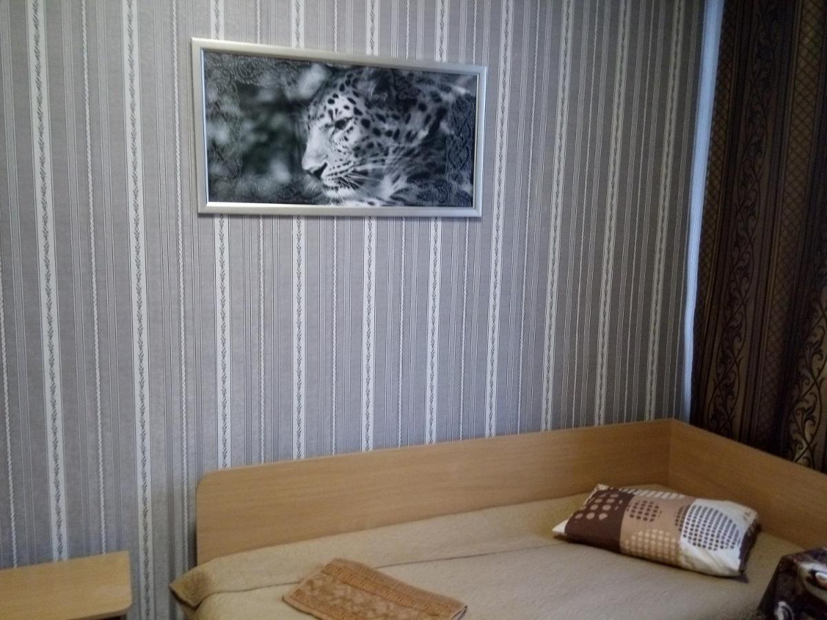Hotel As 1 Uzjhorod Eksteriør bilde